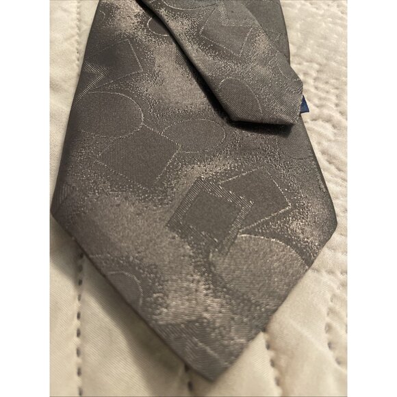 Green Tone On Tone Abstract Men's Tie 100% Polyester USA  3.75x56”  David Taylor - Picture 3 of 7